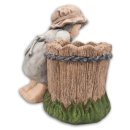 Wichtelstube-Kollektion XL Gartenfigur mit Blumentopf Luise Dekofigur Outdoor 38cm hoch 38cm breit Gartenfiguren Wetterfest für Außen Gartendeko Frühjahr Sommer