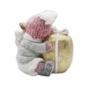 Wichtelstube-Kollektion XL 27cm Dekofigur Mädchen mit Geschenk Gartendeko beleuchtet Weihnachtsdeko aussen