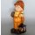 Wichtelstube-Kollektion XL 35cm hoch Ludwig stehende Aussenfigur mit Laterne für den Frühherbst Gartendeko für den Herbst deko Figur Garten MGO mit Laterne für Teelicht wetterfest
